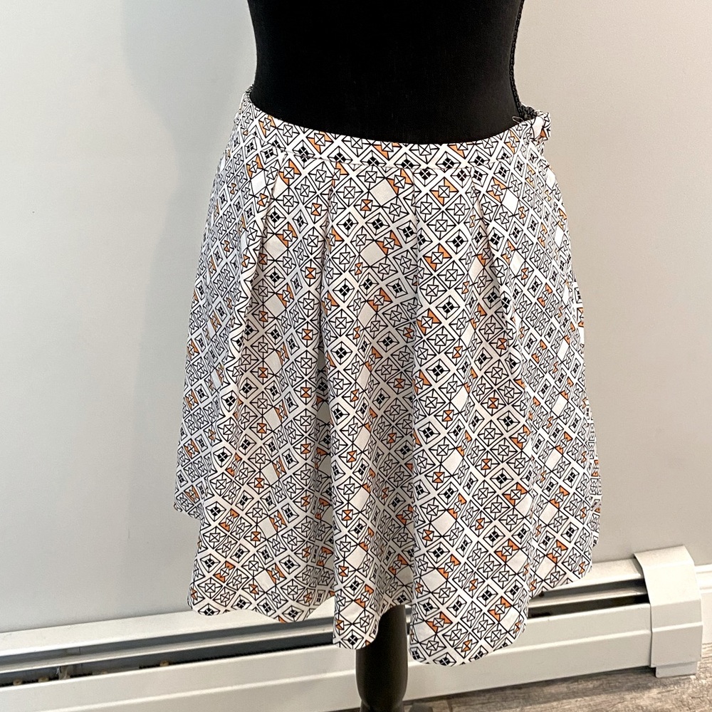 Cute Patterned Skirt - image 1